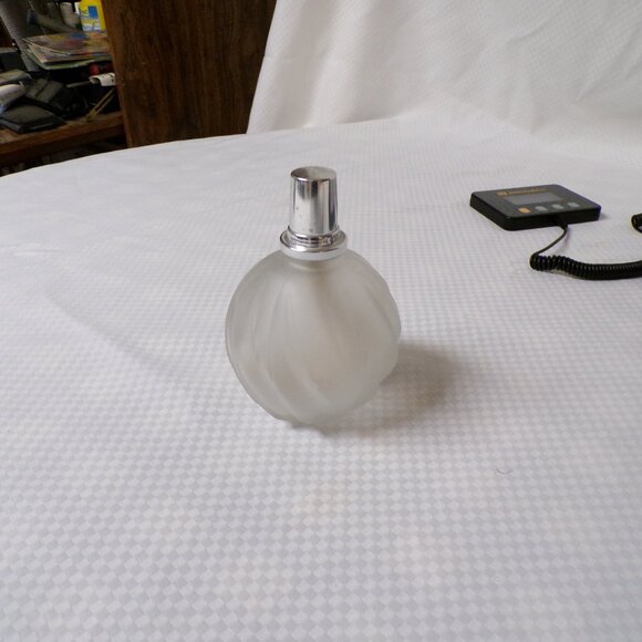 VG Lampe Berger Frosted Swirled Gold Trim France 5.75" - Picture 2 of 3